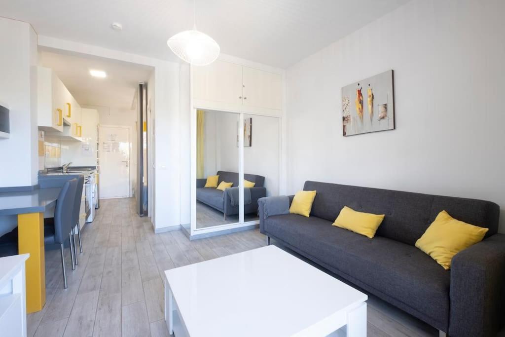 Apartment With Balcony And Swimming Pool Puerto de la Cruz  Bagian luar foto