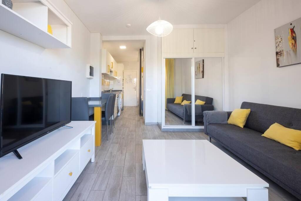 Apartment With Balcony And Swimming Pool Puerto de la Cruz  Bagian luar foto