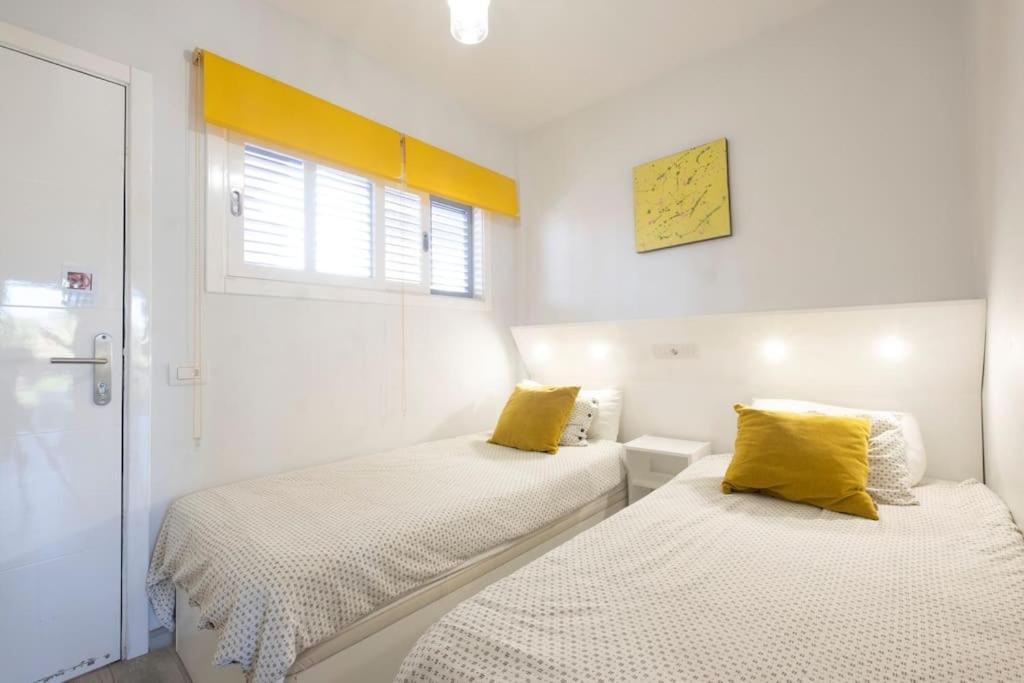 Apartment With Balcony And Swimming Pool Puerto de la Cruz  Bagian luar foto