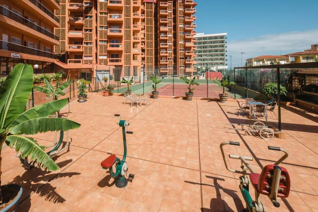 Apartment With Balcony And Swimming Pool Puerto de la Cruz  Bagian luar foto